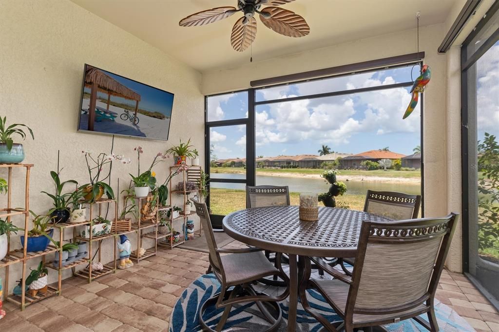 For Sale: $474,700 (3 beds, 2 baths, 2098 Square Feet)