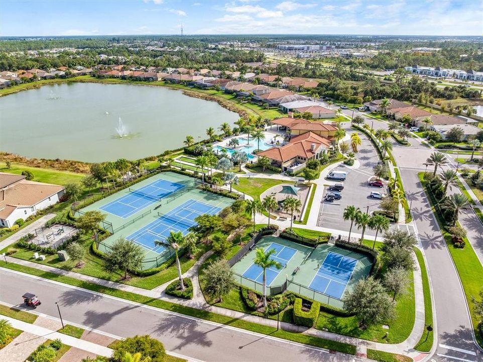 For Sale: $474,700 (3 beds, 2 baths, 2098 Square Feet)