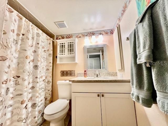 For Rent: $1,600 (2 beds, 2 baths, 1365 Square Feet)