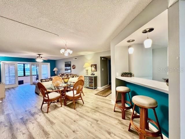 For Rent: $1,600 (2 beds, 2 baths, 1365 Square Feet)