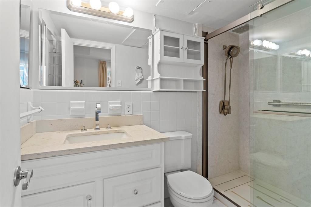 На продажу: $149,000 (1 спален, 1 ванн, 660 Квадратных фут)