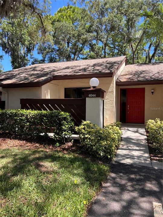 En Venta: $298,000 (2 camas, 2 baños, 1120 Pies cuadrados)
