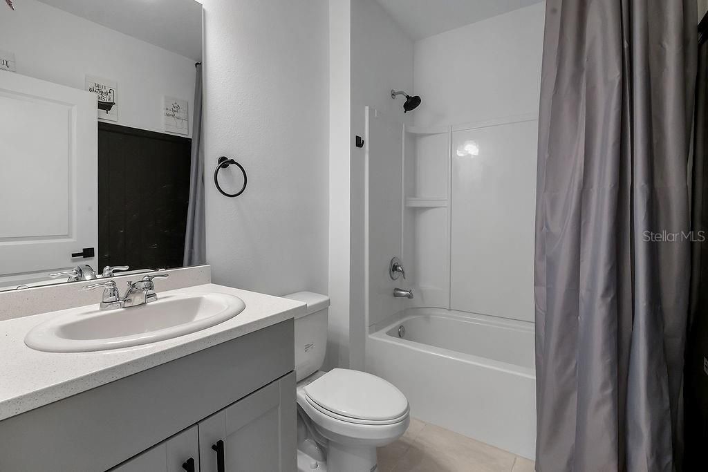 For Sale: $540,000 (5 beds, 3 baths, 2765 Square Feet)