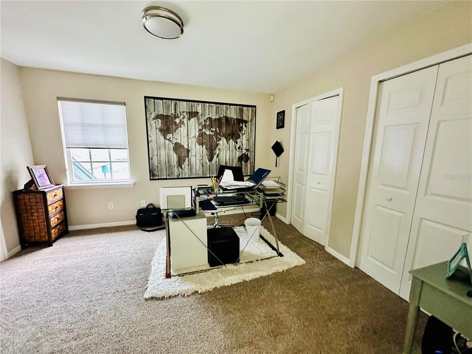 For Rent: $5,500 (3 beds, 2 baths, 1940 Square Feet)
