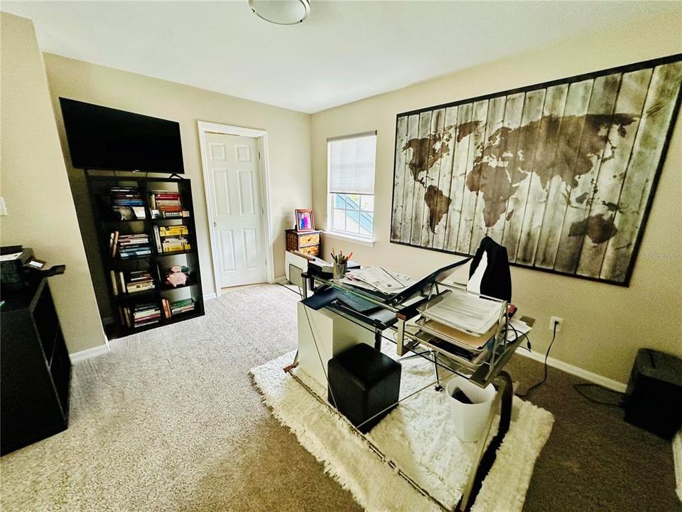 For Rent: $5,500 (3 beds, 2 baths, 1940 Square Feet)