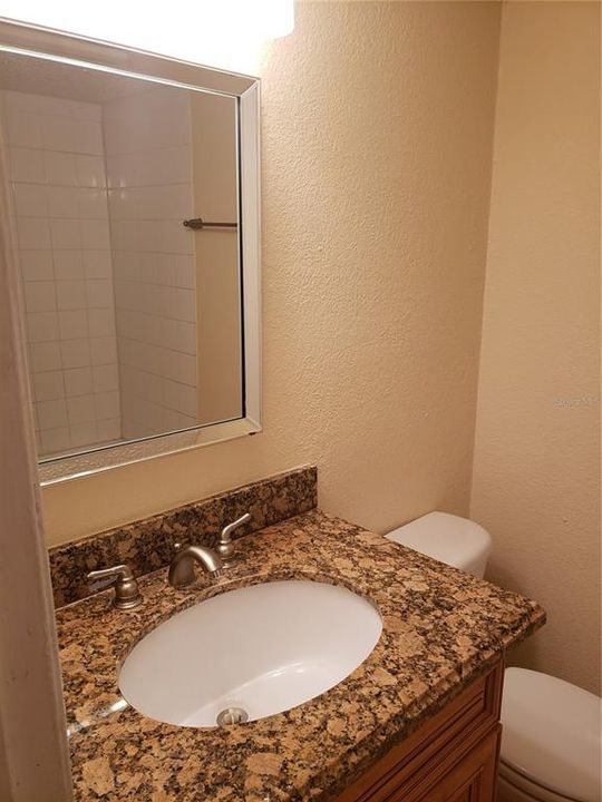 For Rent: $1,200 (1 beds, 1 baths, 756 Square Feet)