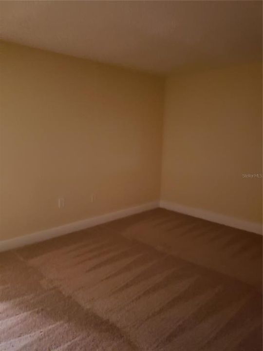 For Rent: $1,200 (1 beds, 1 baths, 756 Square Feet)
