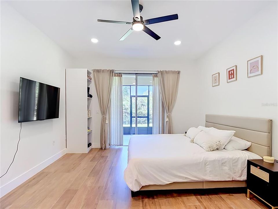 For Sale: $665,000 (4 beds, 3 baths, 2322 Square Feet)