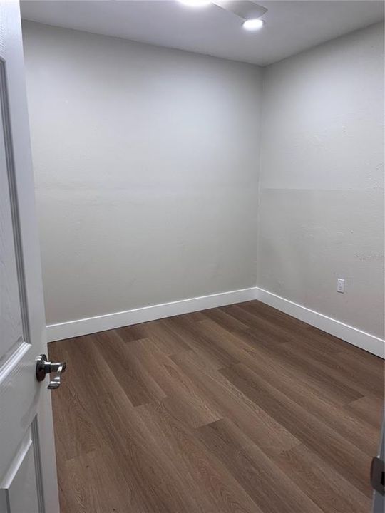 For Rent: $1,750 (2 beds, 1 baths, 1218 Square Feet)