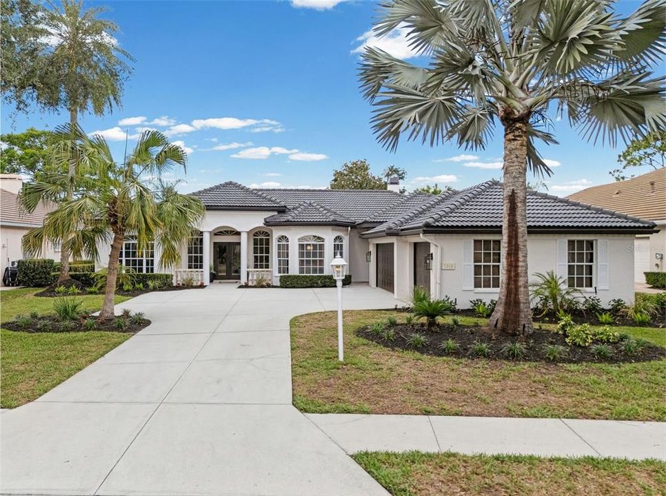En Venta: $1,420,000 (3 camas, 2 baños, 2316 Pies cuadrados)