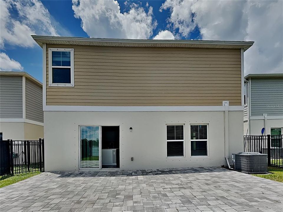 For Rent: $2,679 (5 beds, 3 baths, 2453 Square Feet)