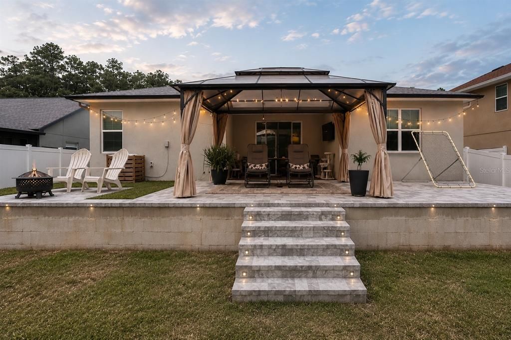 На продажу: $478,990 (4 спален, 3 ванн, 1936 Квадратных фут)