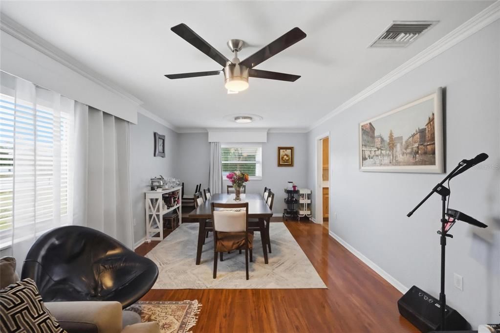 For Sale: $515,000 (3 beds, 2 baths, 1680 Square Feet)