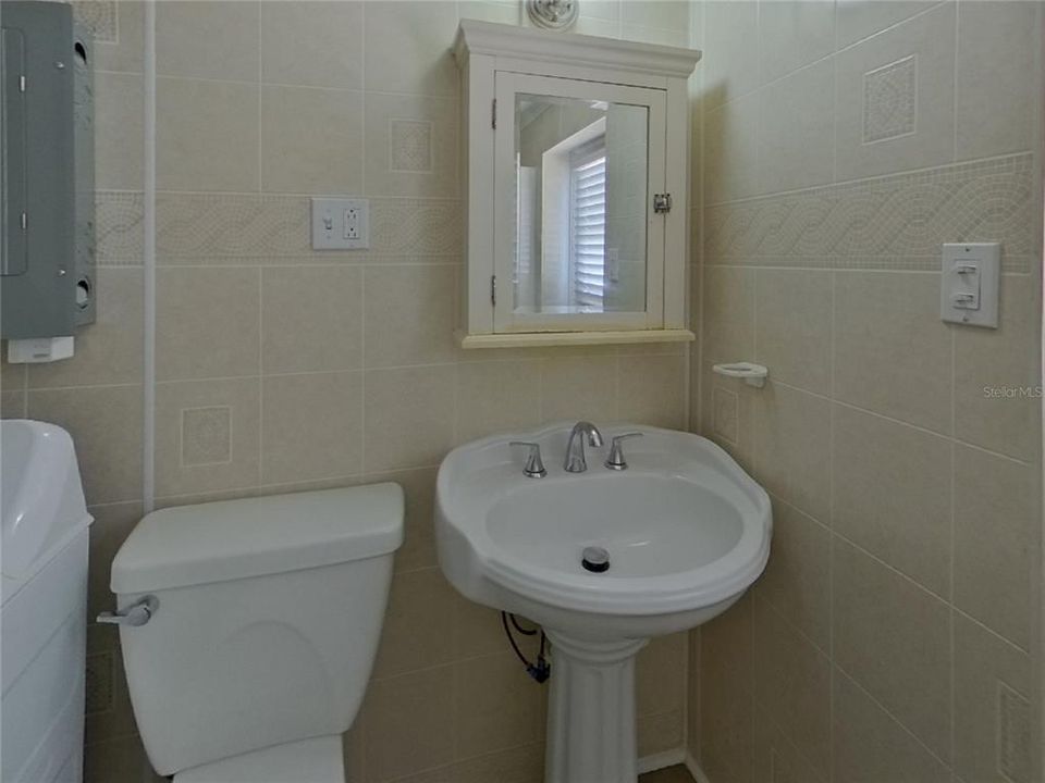 В аренду: $2,389 (3 спален, 2 ванн, 1300 Квадратных фут)