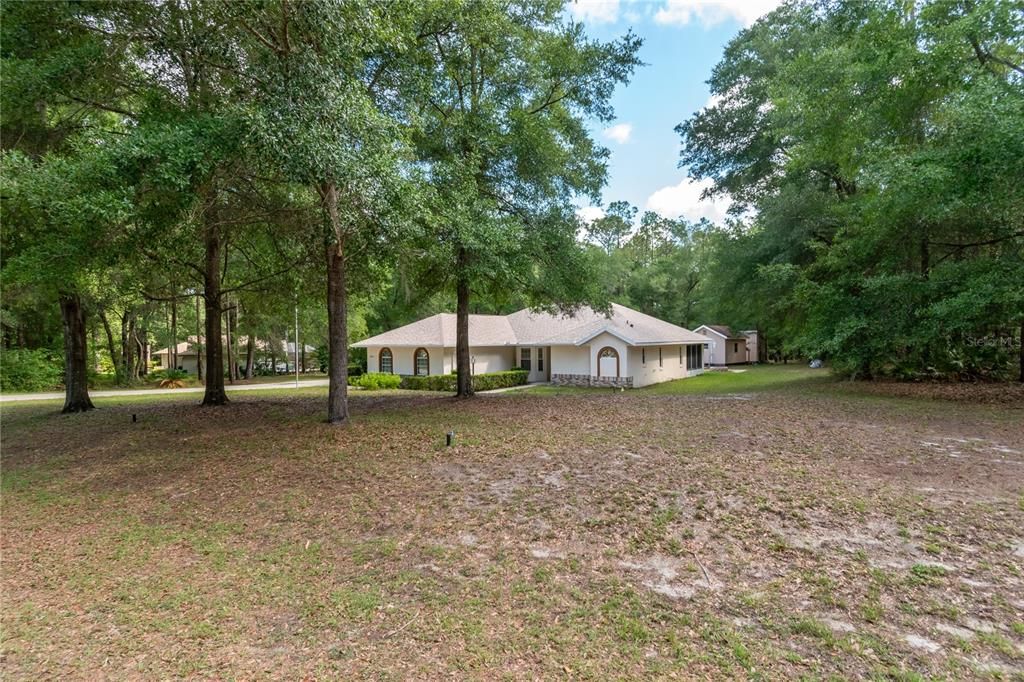 Active With Contract: $322,500 (3 beds, 2 baths, 1602 Square Feet)