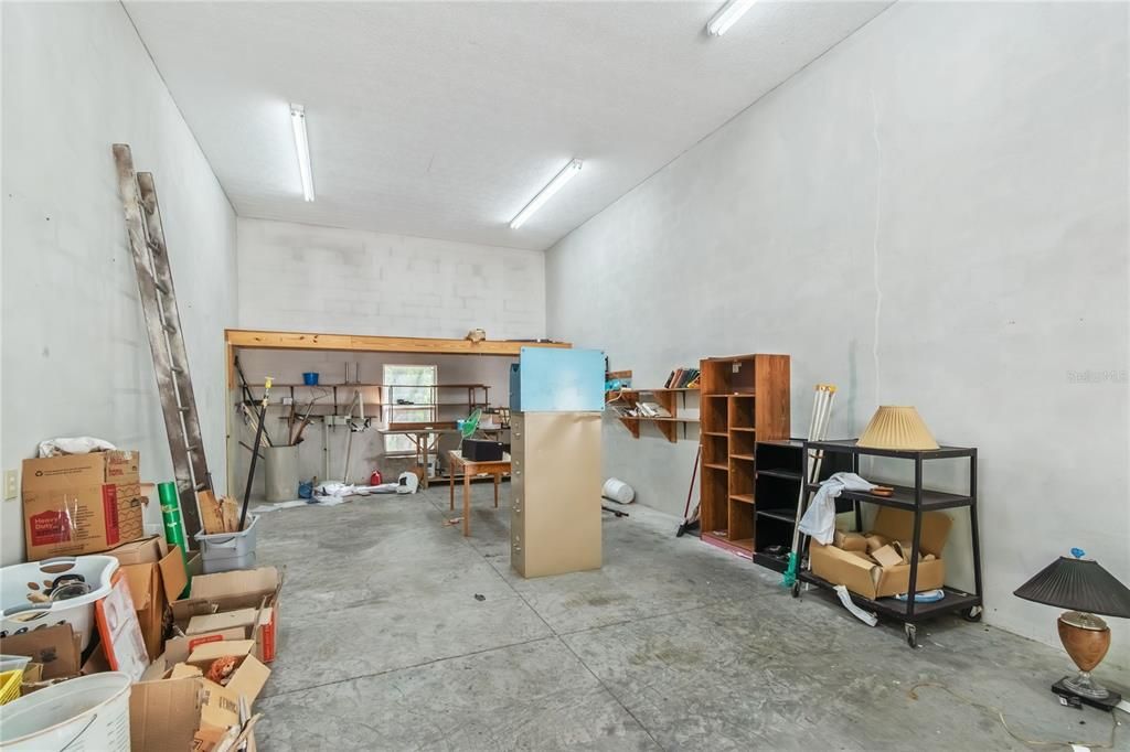 Active With Contract: $322,500 (3 beds, 2 baths, 1602 Square Feet)
