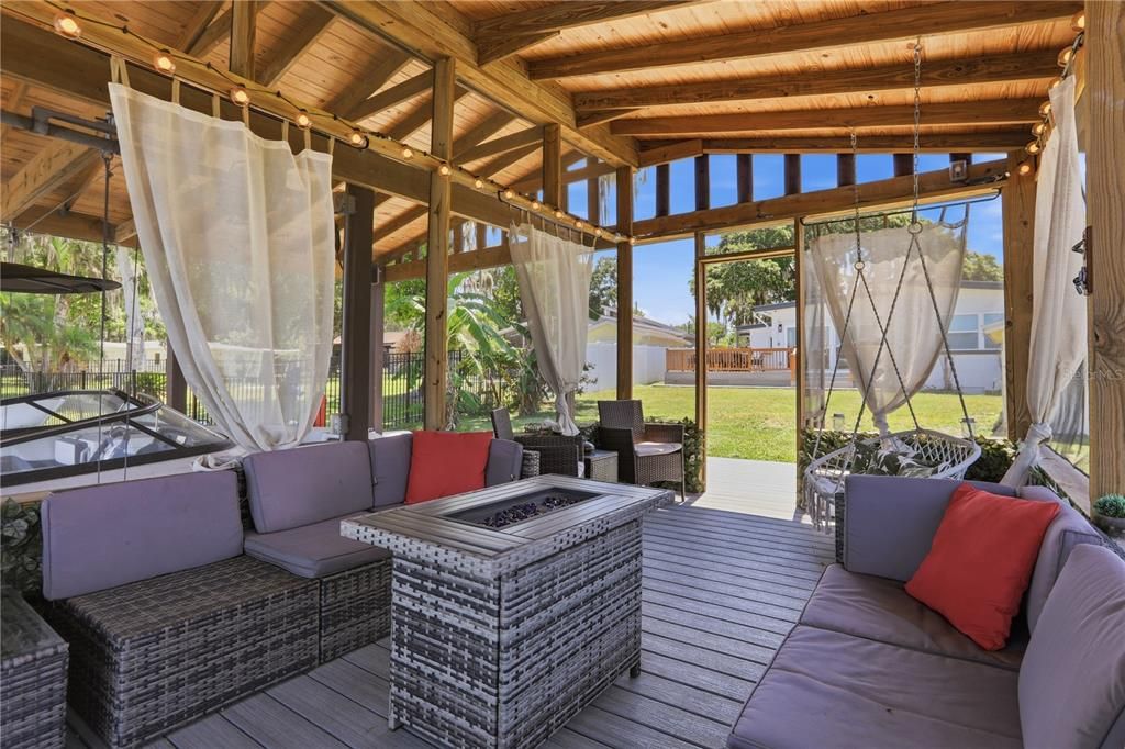 На продажу: $670,000 (3 спален, 2 ванн, 1748 Квадратных фут)