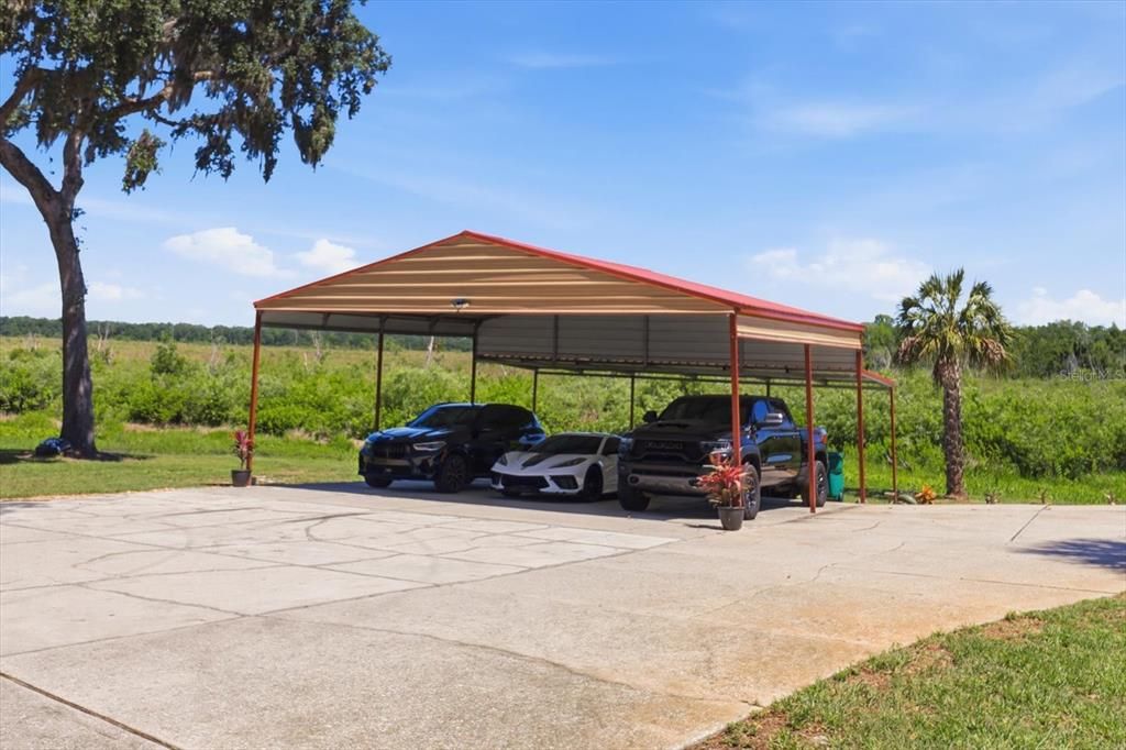 En Venta: $839,900 (3 camas, 2 baños, 2402 Pies cuadrados)