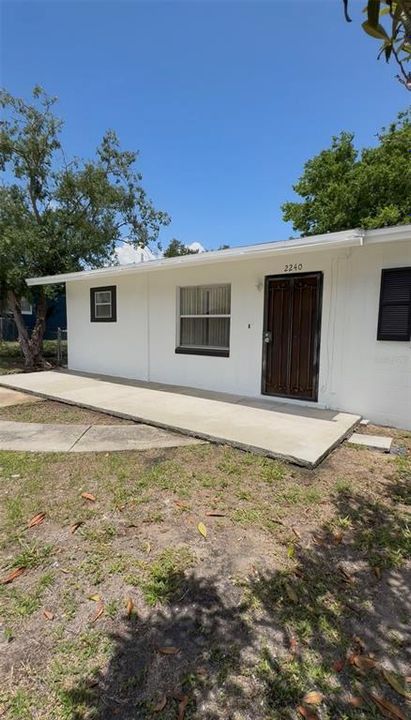For Sale: $285,000 (4 beds, 2 baths, 1176 Square Feet)