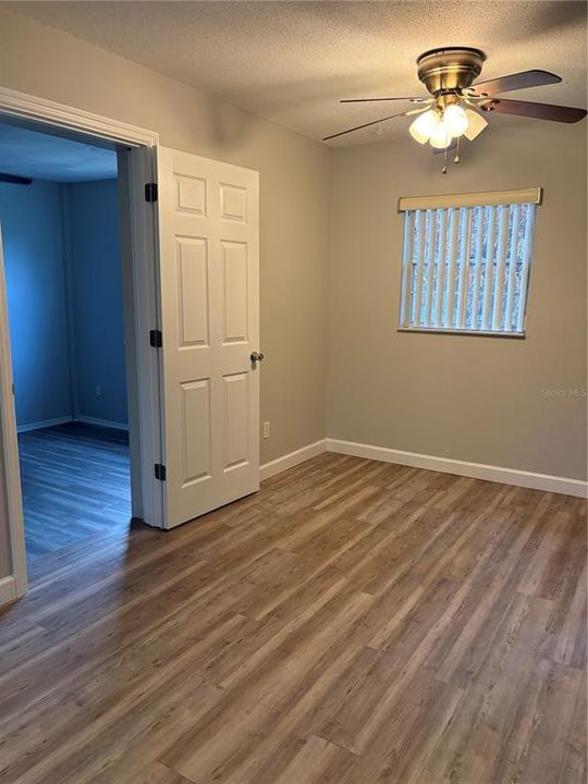 For Sale: $285,000 (4 beds, 2 baths, 1176 Square Feet)