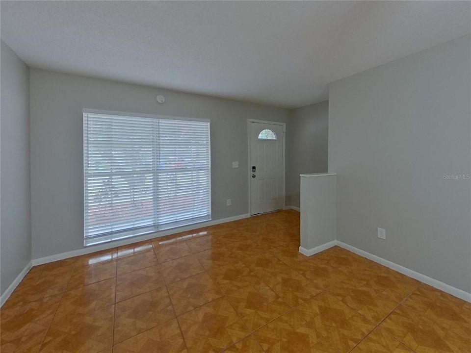 В аренду: $1,999 (3 спален, 2 ванн, 1416 Квадратных фут)