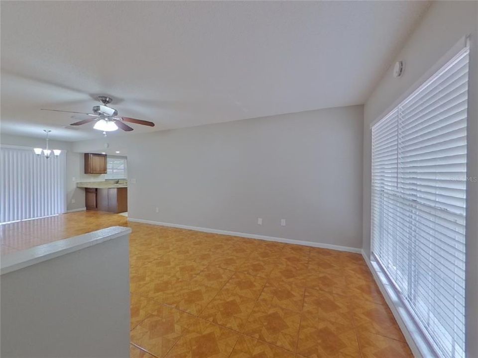 В аренду: $1,999 (3 спален, 2 ванн, 1416 Квадратных фут)