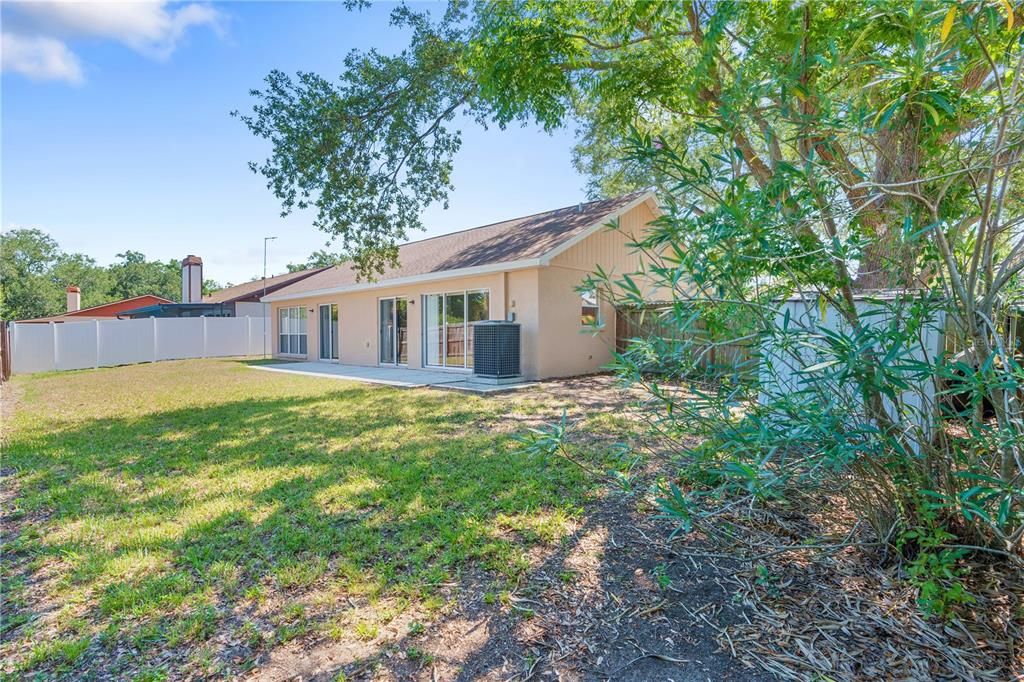 Activo con contrato: $315,000 (3 camas, 2 baños, 1310 Pies cuadrados)