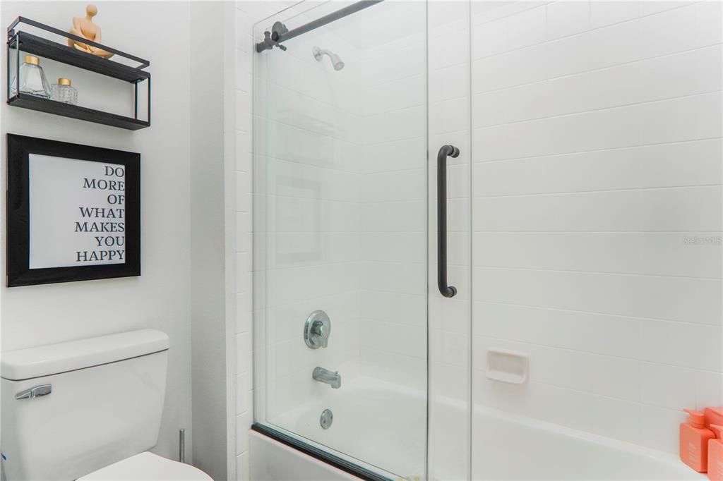 For Rent: $3,900 (4 beds, 2 baths, 2222 Square Feet)