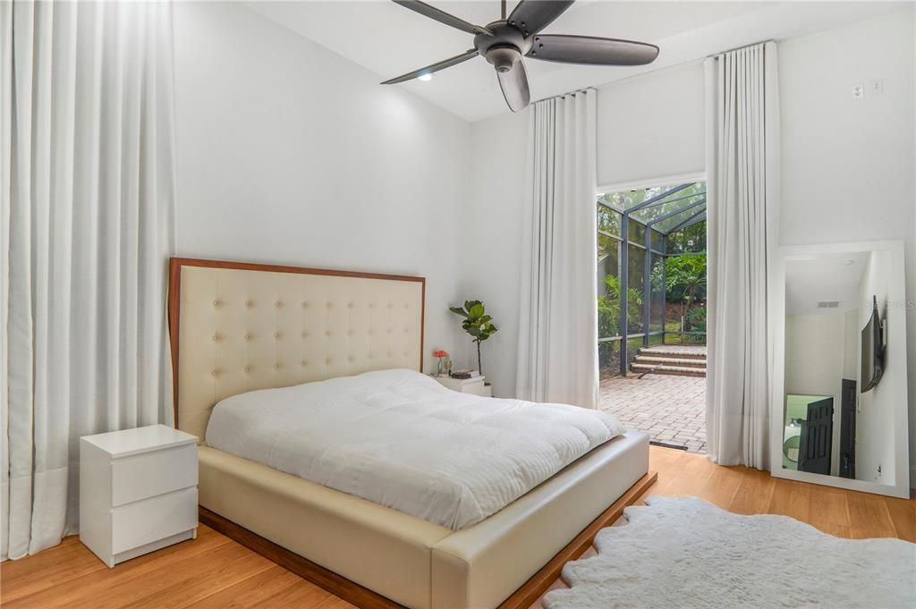 For Rent: $3,900 (4 beds, 2 baths, 2222 Square Feet)