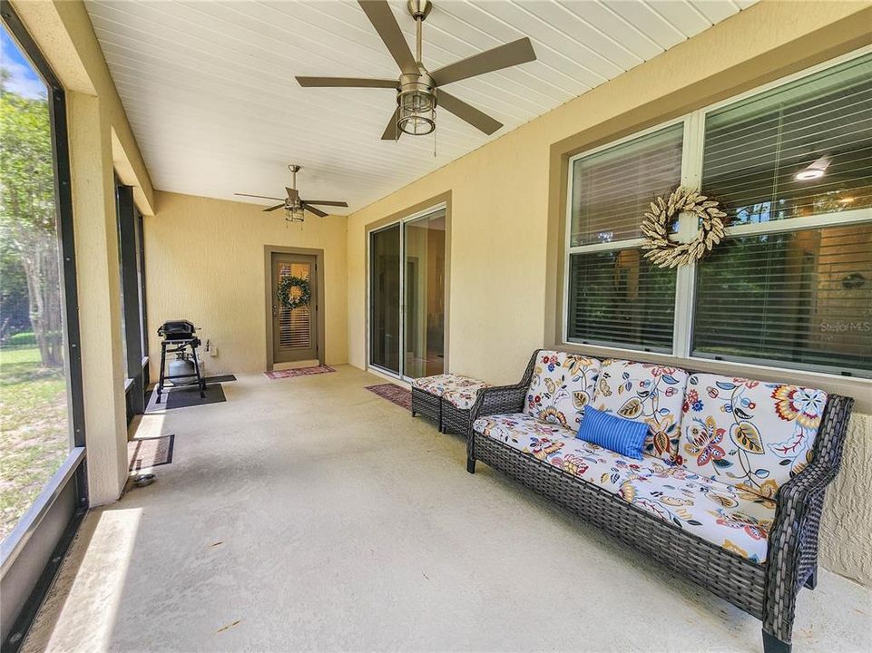 For Sale: $599,900 (4 beds, 3 baths, 2147 Square Feet)