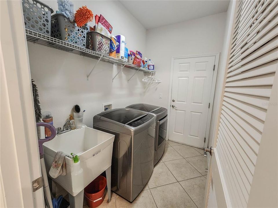 For Sale: $599,900 (4 beds, 3 baths, 2147 Square Feet)