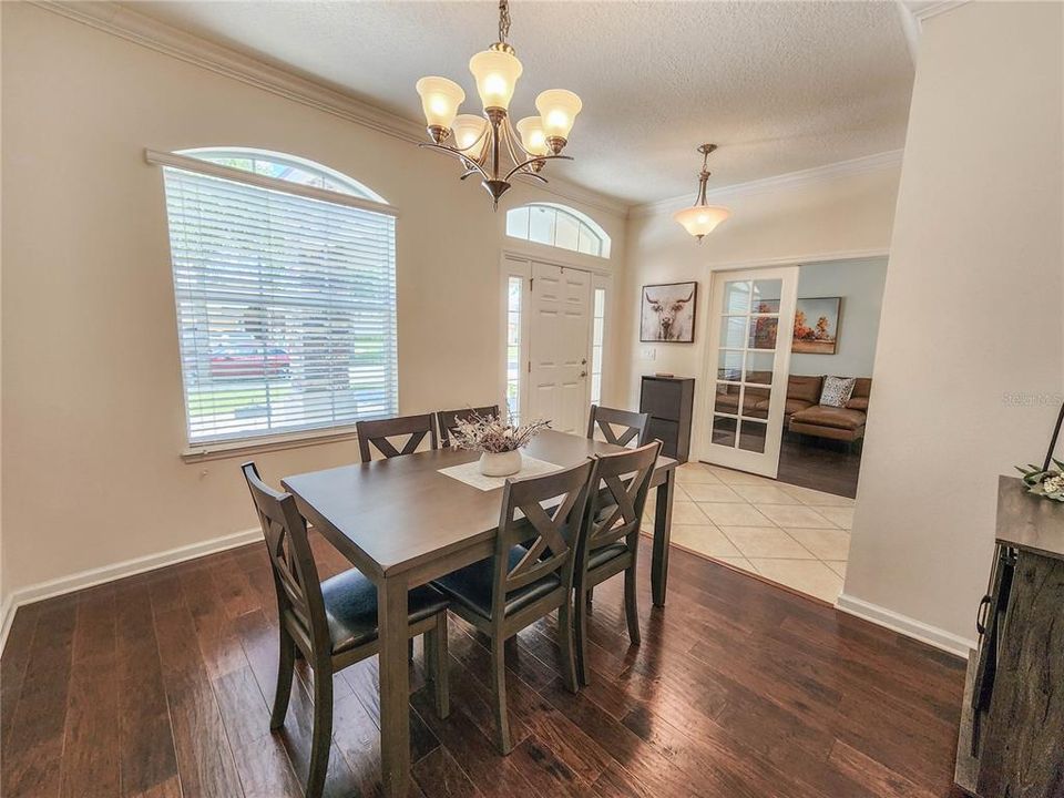 For Sale: $599,900 (4 beds, 3 baths, 2147 Square Feet)