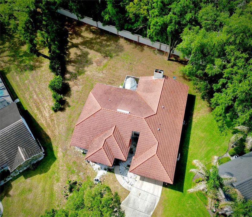 En Venta: $729,900 (3 camas, 3 baños, 2403 Pies cuadrados)