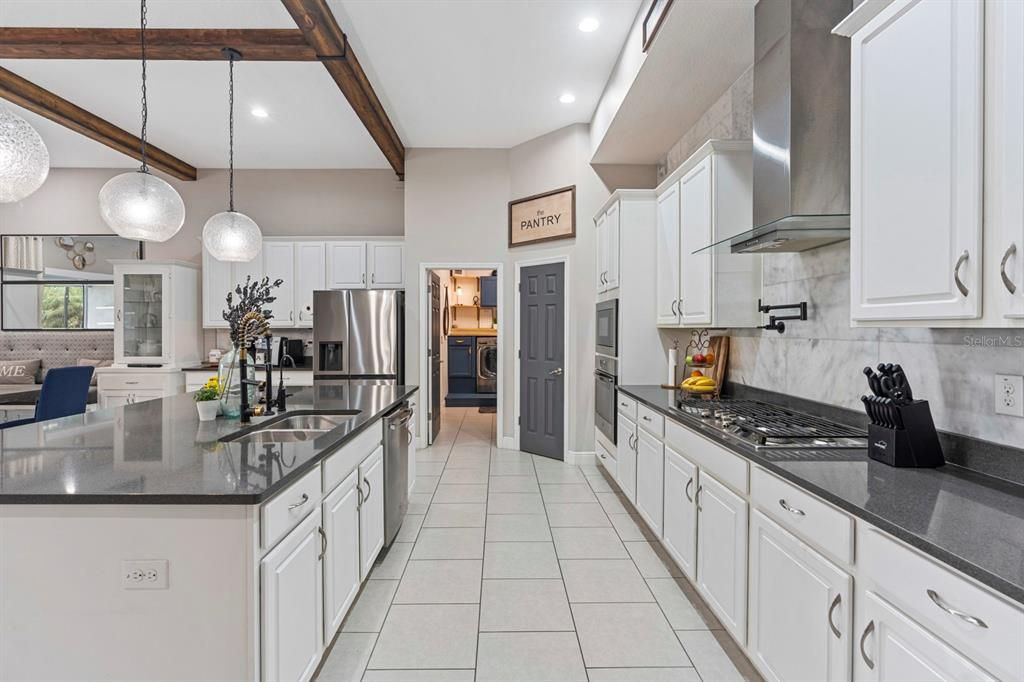 For Rent: $5,200 (5 beds, 3 baths, 2579 Square Feet)