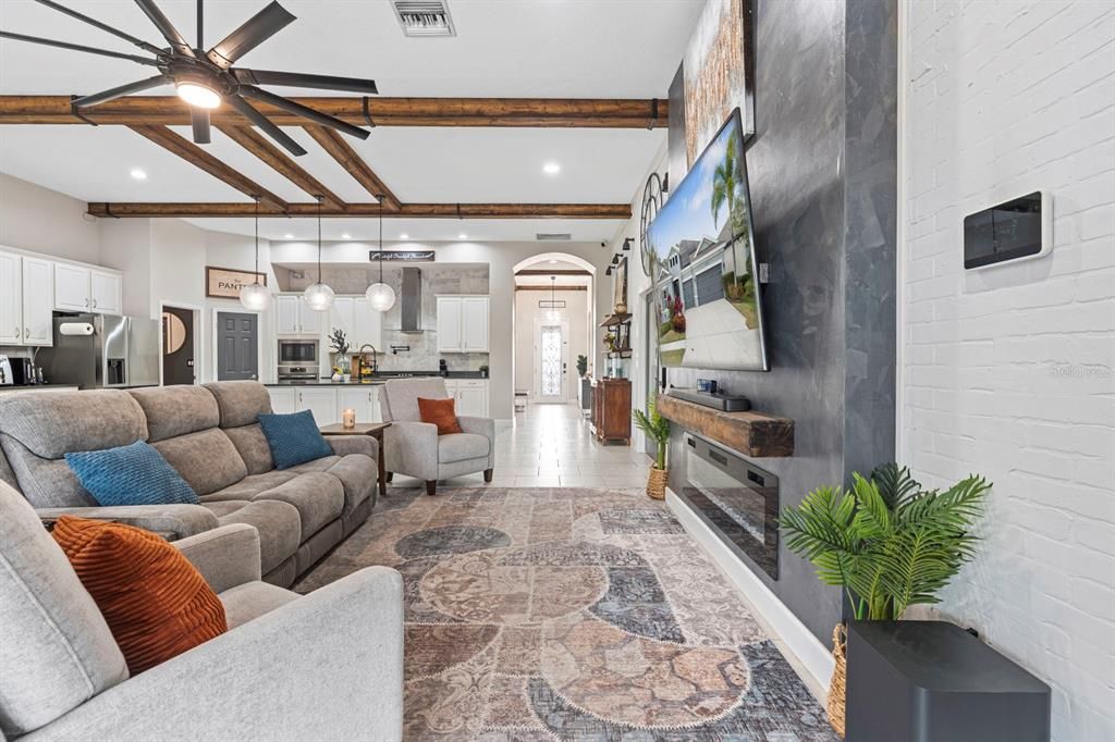 For Rent: $5,200 (5 beds, 3 baths, 2579 Square Feet)