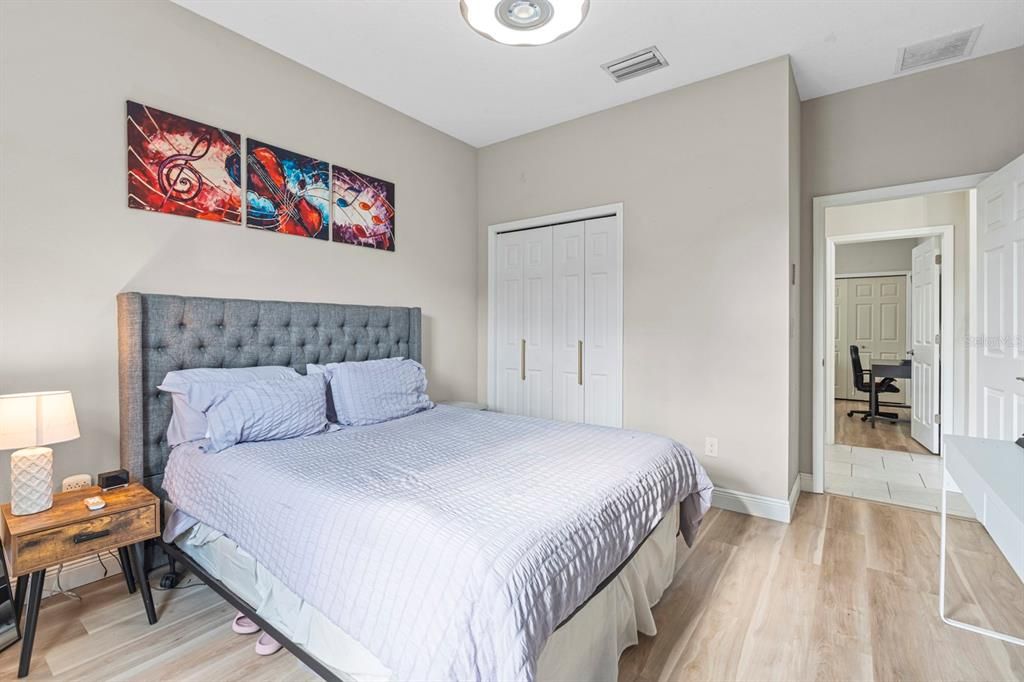 For Rent: $5,200 (5 beds, 3 baths, 2579 Square Feet)