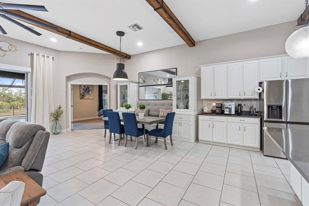 For Rent: $5,200 (5 beds, 3 baths, 2579 Square Feet)