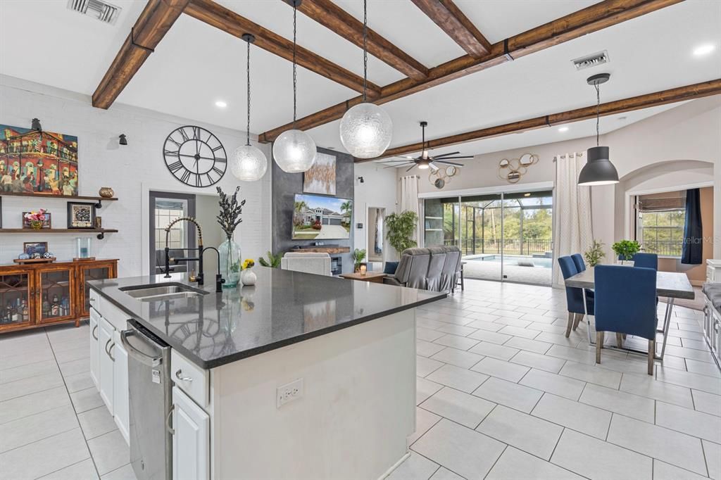 For Rent: $5,200 (5 beds, 3 baths, 2579 Square Feet)