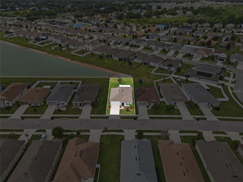 For Sale: $319,000 (3 beds, 2 baths, 1667 Square Feet)