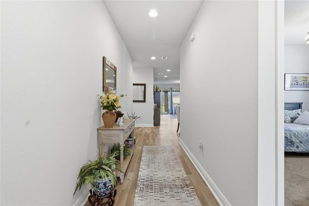 For Sale: $319,000 (3 beds, 2 baths, 1667 Square Feet)