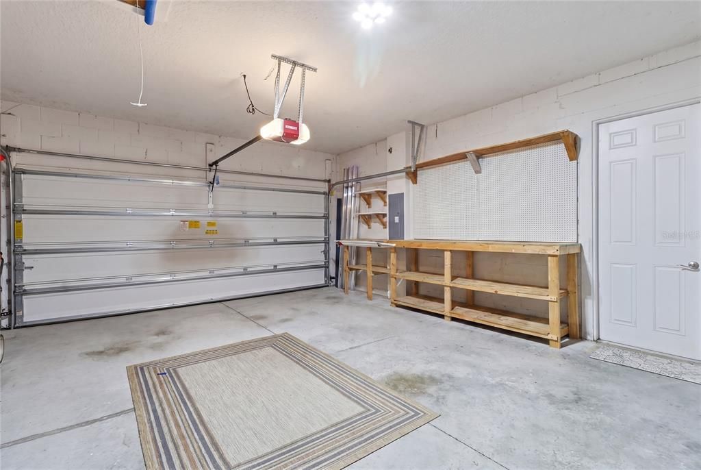 For Sale: $319,000 (3 beds, 2 baths, 1667 Square Feet)