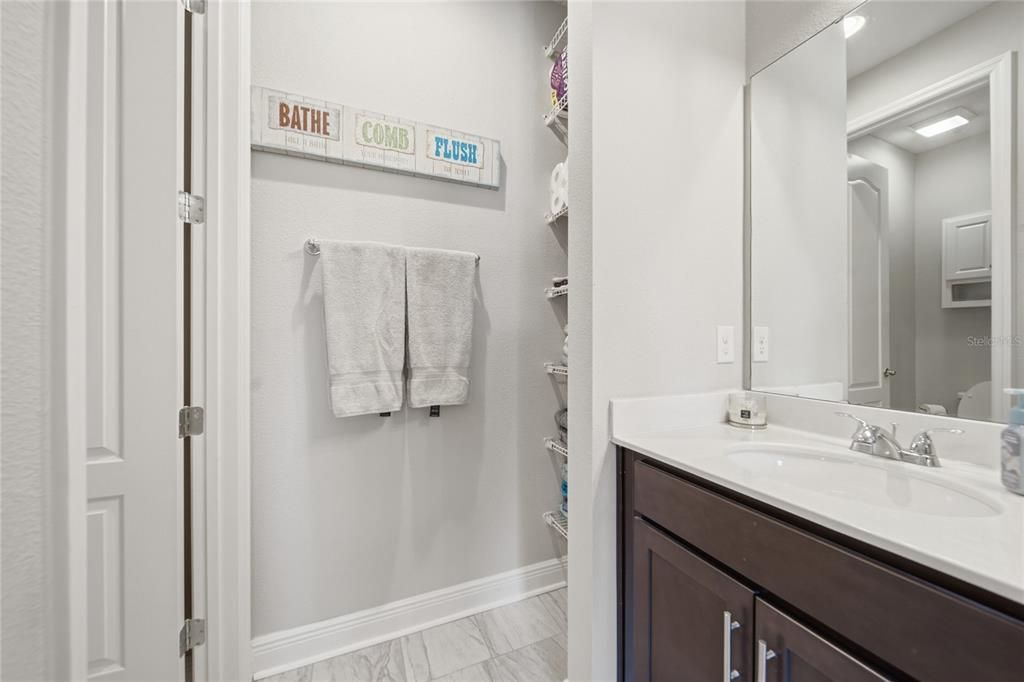 For Sale: $319,000 (3 beds, 2 baths, 1667 Square Feet)