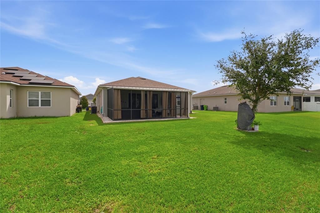 For Sale: $319,000 (3 beds, 2 baths, 1667 Square Feet)