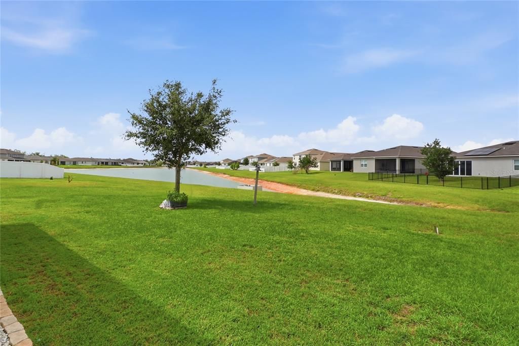 For Sale: $319,000 (3 beds, 2 baths, 1667 Square Feet)