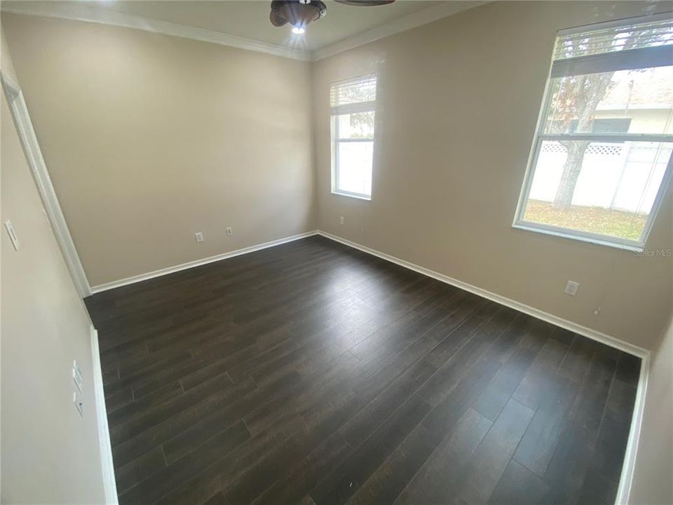 Active With Contract: $2,250 (3 beds, 2 baths, 1296 Square Feet)