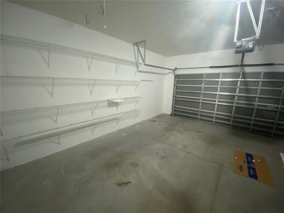 Active With Contract: $2,250 (3 beds, 2 baths, 1296 Square Feet)