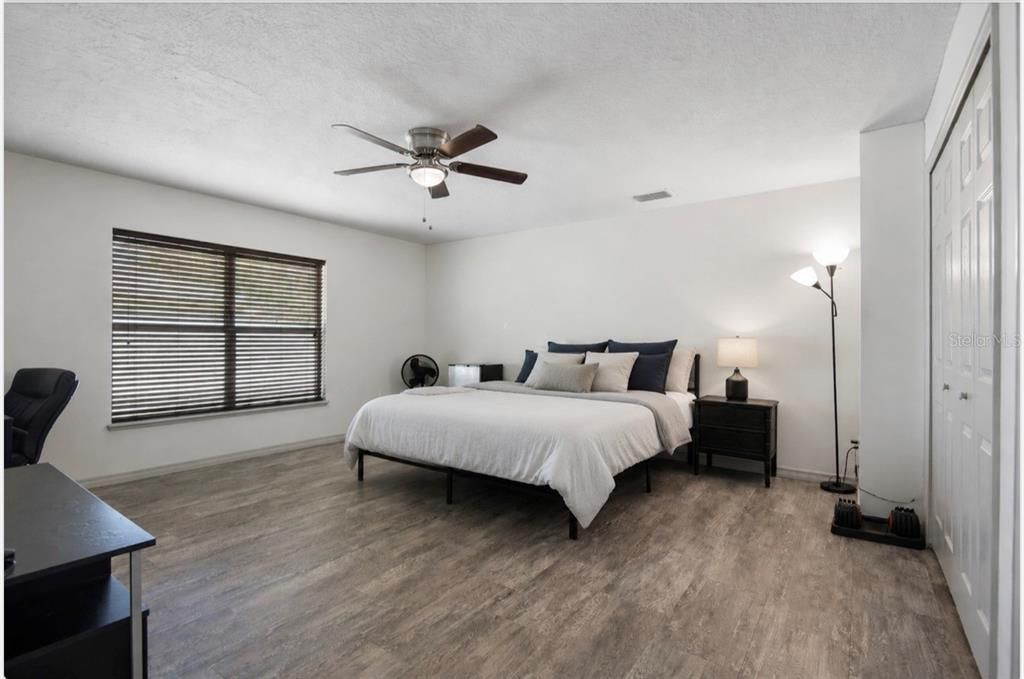 En Venta: $495,000 (5 camas, 3 baños, 2998 Pies cuadrados)