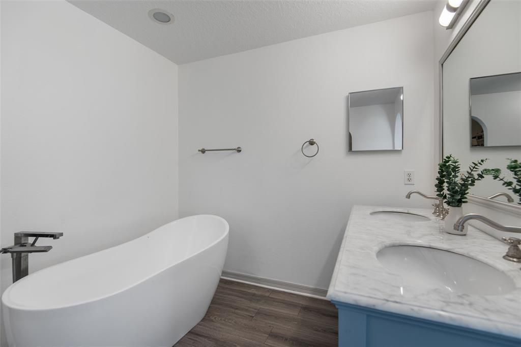 En Venta: $495,000 (5 camas, 3 baños, 2998 Pies cuadrados)