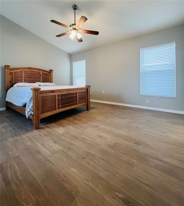For Sale: $500,000 (3 beds, 2 baths, 2016 Square Feet)