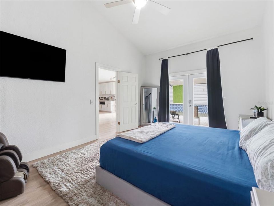En Venta: $450,000 (4 camas, 2 baños, 1811 Pies cuadrados)